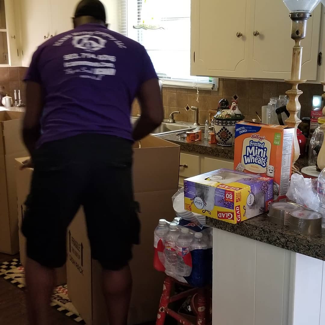 Professional Apartment Movers in Log Cabin